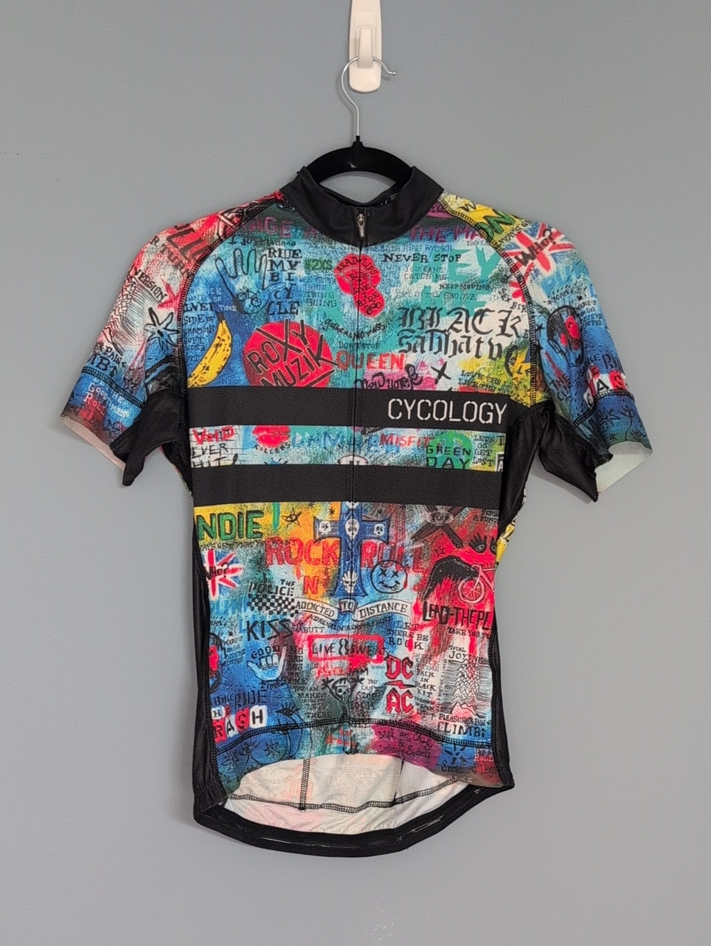 Cycology Women's Multicolor Graphic Short-Sleeve Cycling Jersey